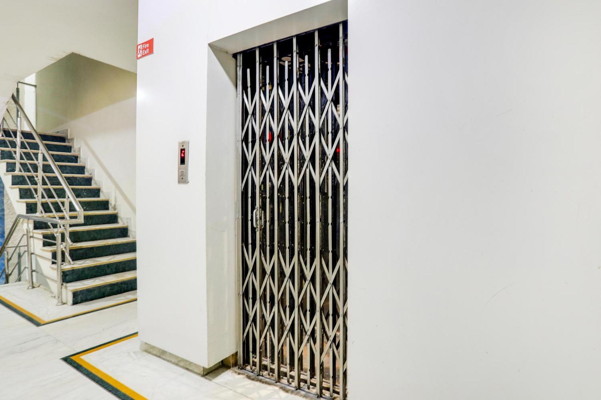 Super Collection O Mp Nagar Hotel Bhopal Exterior photo